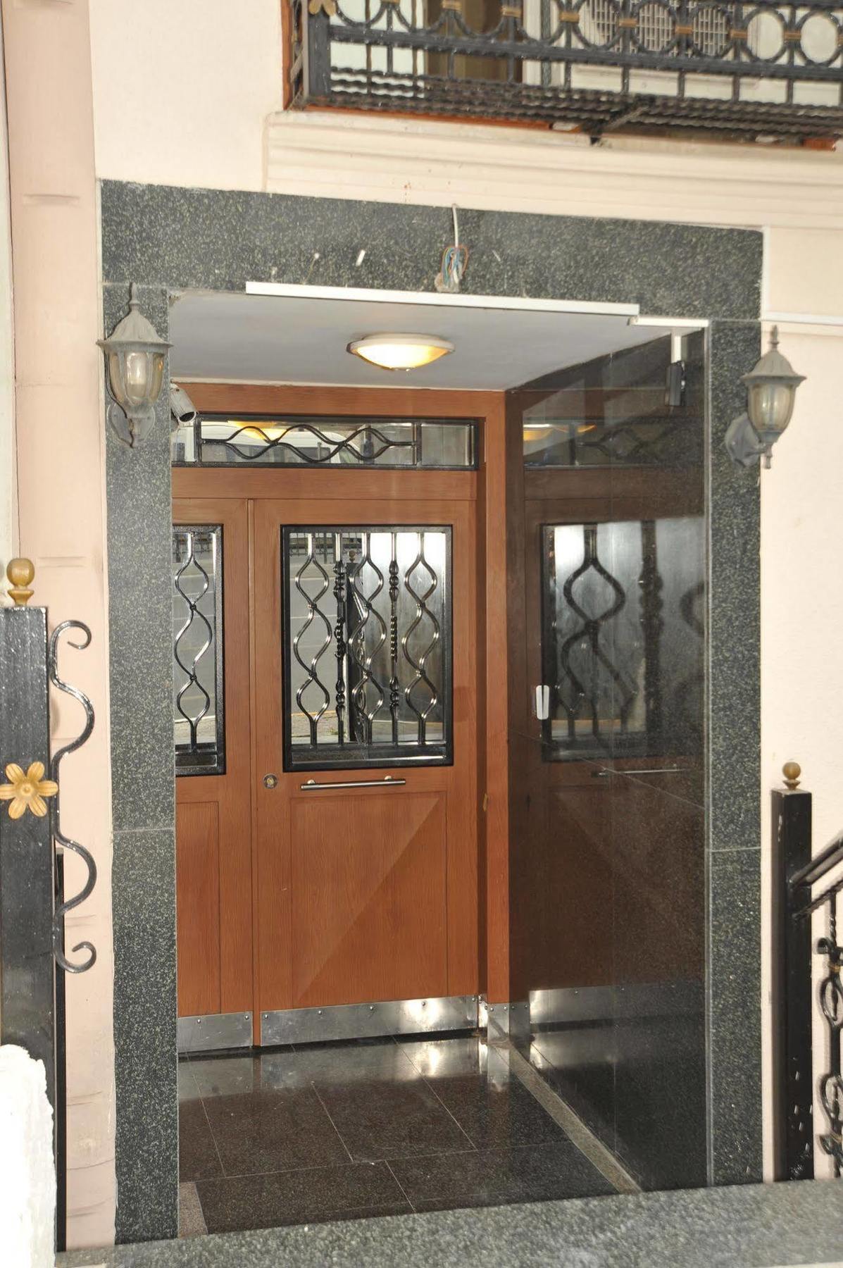Pera 26 Aparthotel Istanboel Buitenkant foto